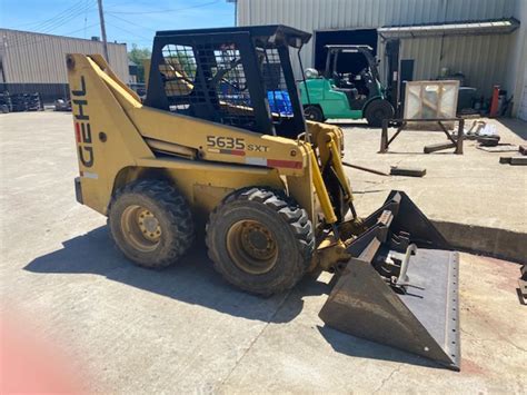 gehl 5635 sxt for sale